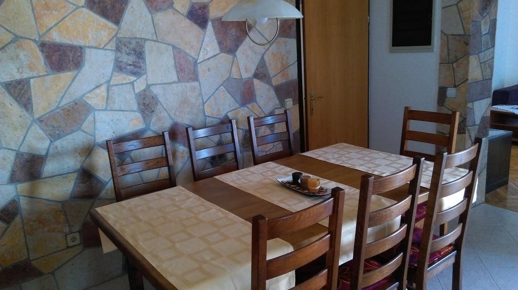 Mirela * Porec
